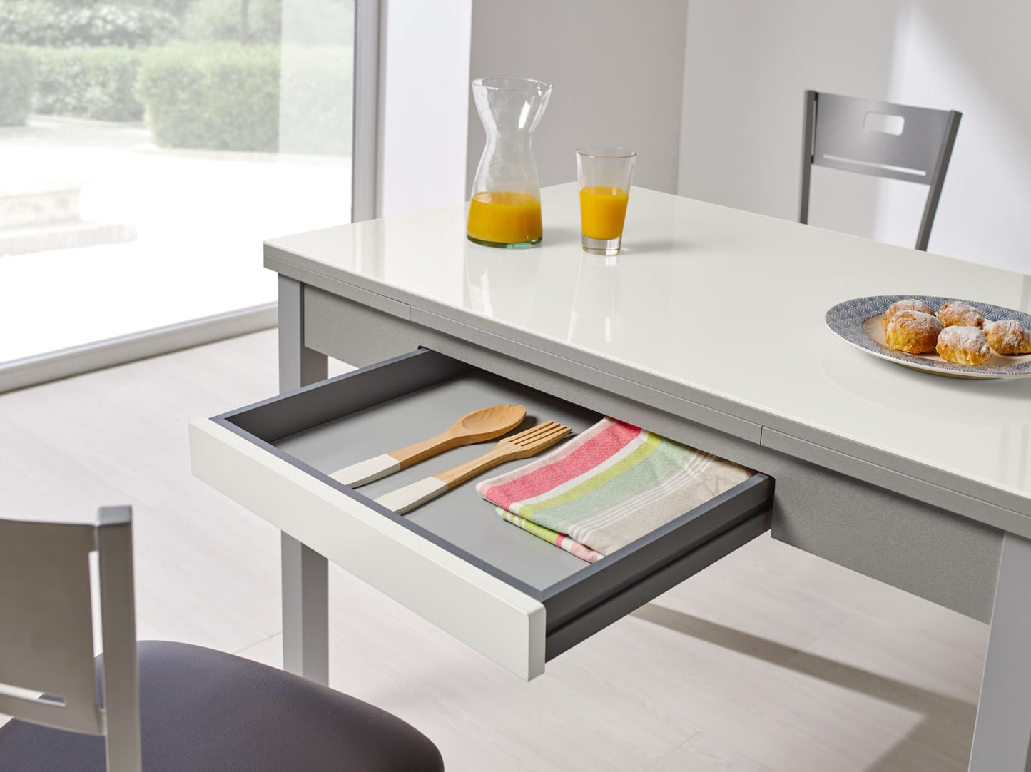 Mesa Cristal extensible con cajón Berlín